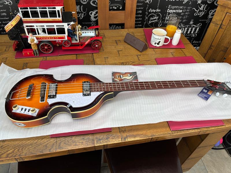 Hofner Violin Bass Hard Case