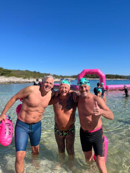 The best way to experience Ultraswim 33.3!
