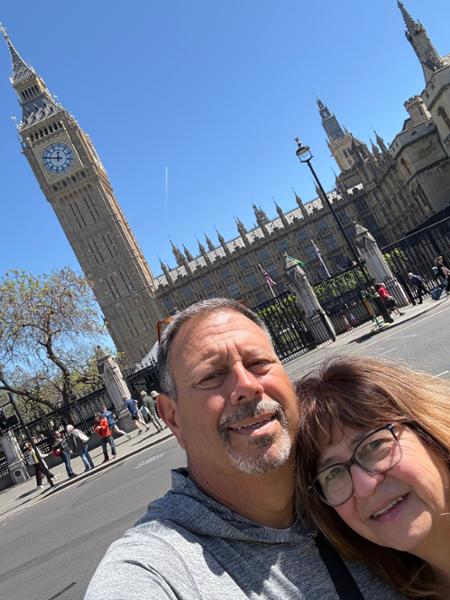 London and Paris Explorer