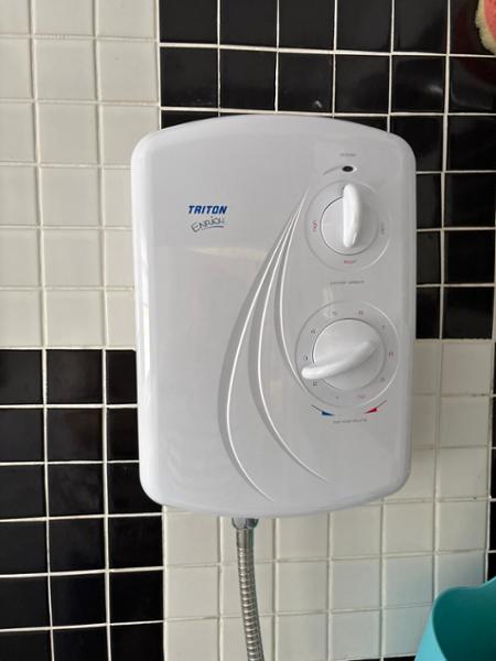 Triton Showers Enrich 8.5kW