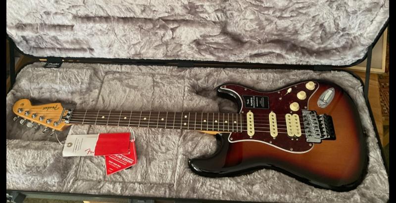 Fender Deluxe ATA Moulded Strat / Tele Case