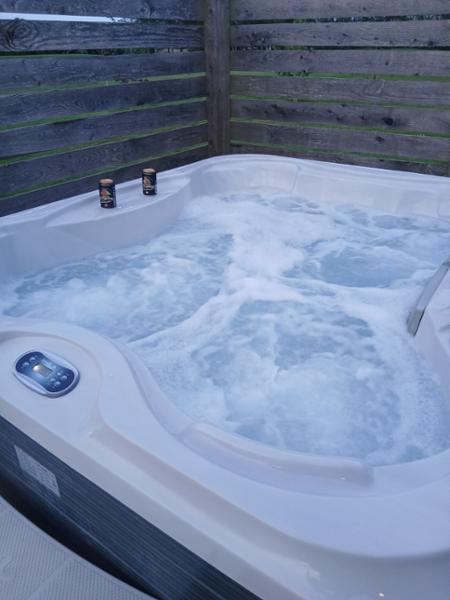 Dumbarnie Lodge 3 Bedroom. Pet-Friendly