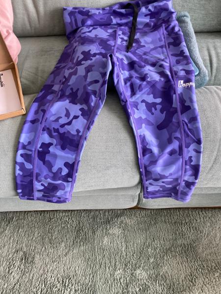 Guys in disguise capri leggings
