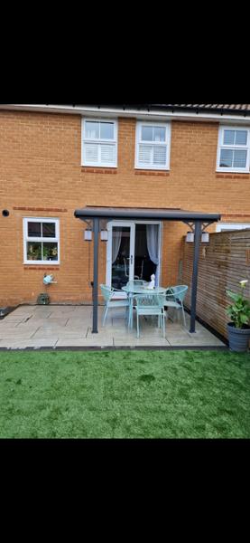 8 x 18 Wooden Gazebo With Summerhouse, 28mm Thick Logs