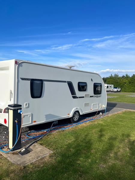 Gold Caravan (Sleeps 6)