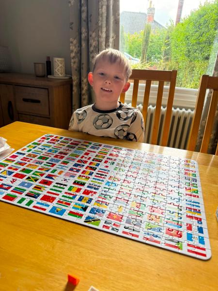 Usborne Book and Jigsaw Flags of the World