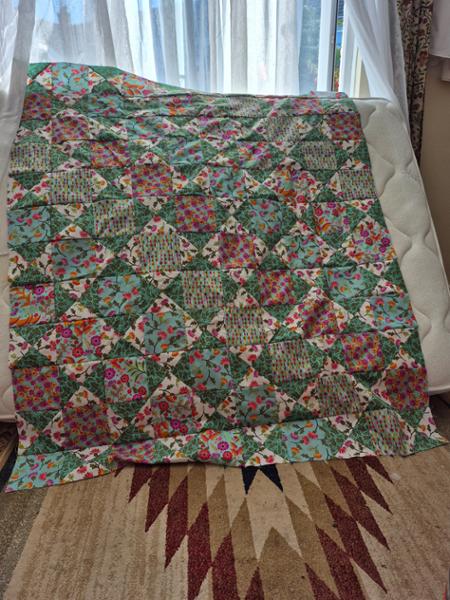 Riley Blake Zinnias Collection Petal Parade Quilt Kit 168 x 193cm