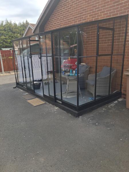 Aluminium Lean To Greenhouse 045 - Green, 6mm Polycarbonate, Base Included