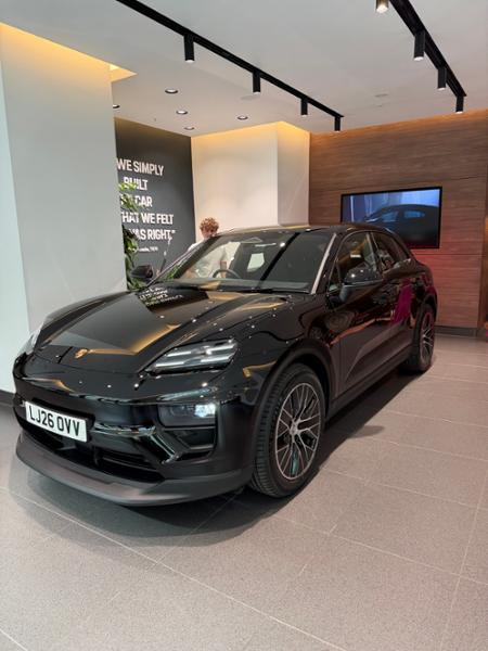 PORSCHE MACAN ELECTRIC ESTATE