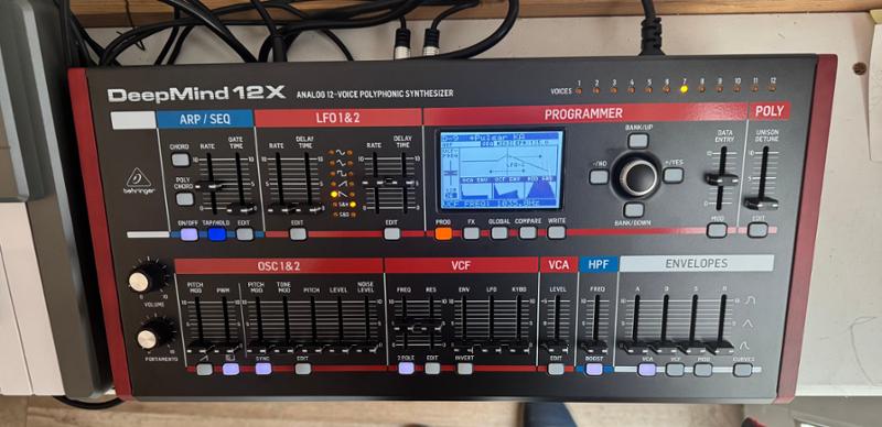 Behringer DEEPMIND 12XD Desktop Synthesiser