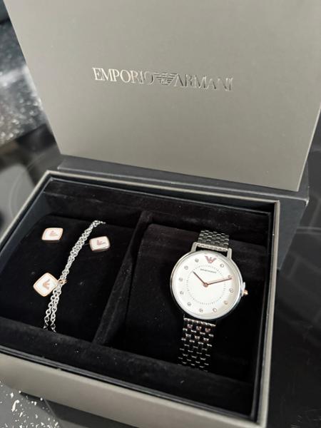 Emporio Armani Ladies Watch and Jewellery Gift Set AR80023
