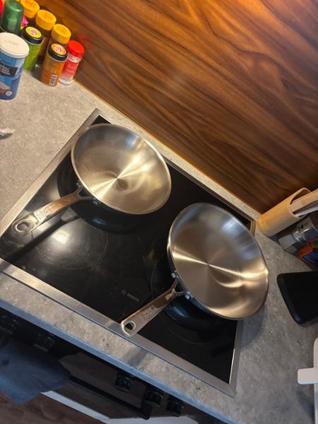 Top-quality, coating-free pans