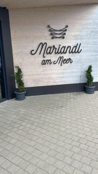 Mariandl am Meer