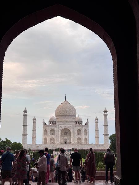 5912-India & Vietnam Discovery