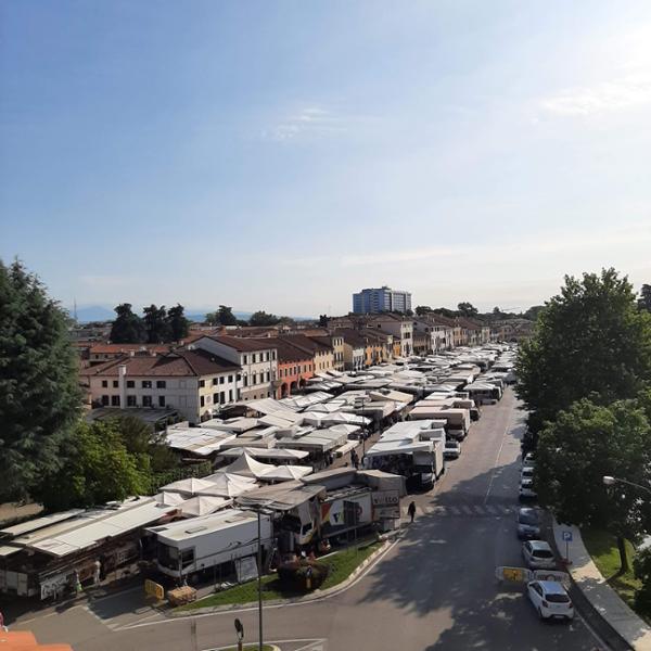 Hidden Italy - Padova Vicenza & Mantova for Solo Travellers