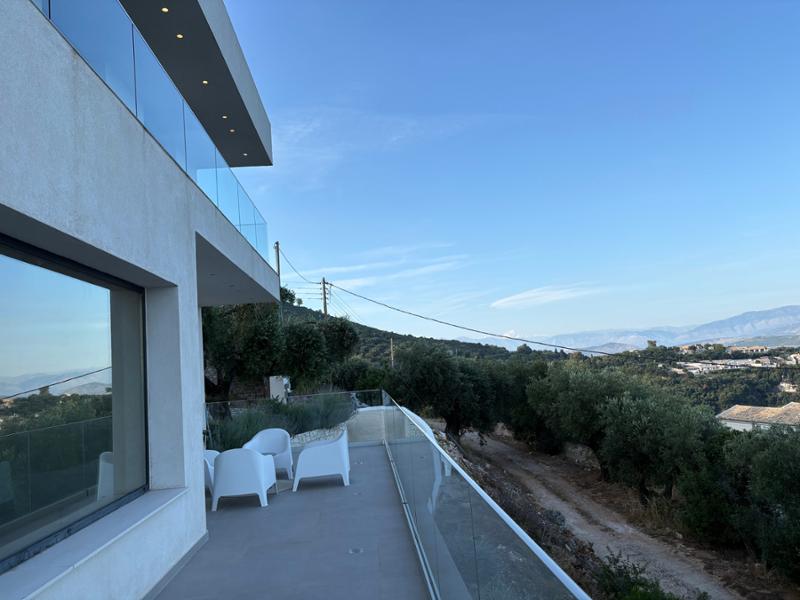 Villa Lefkothea