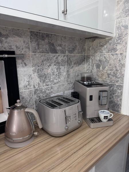 Rivelia Automatic Compact Bean to Cup Coffee Machine - Pebble Grey