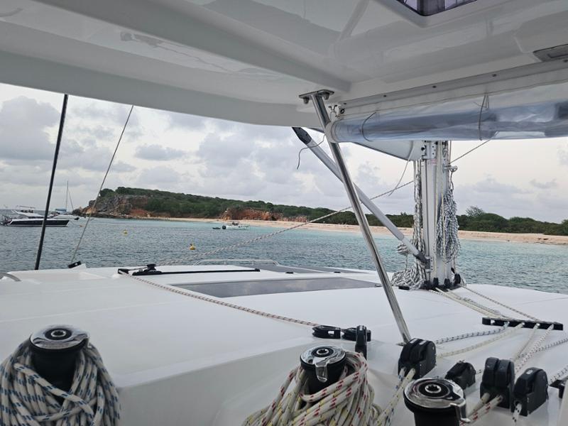 Moorings 4200-3 Cabin Exl
