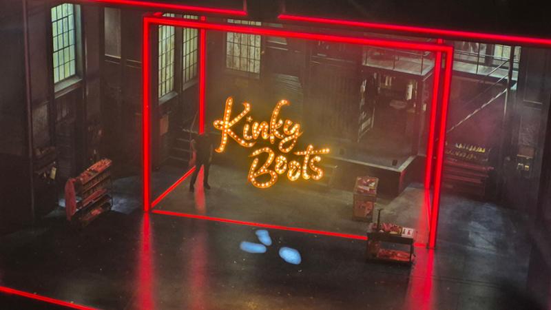 KINKY BOOTS