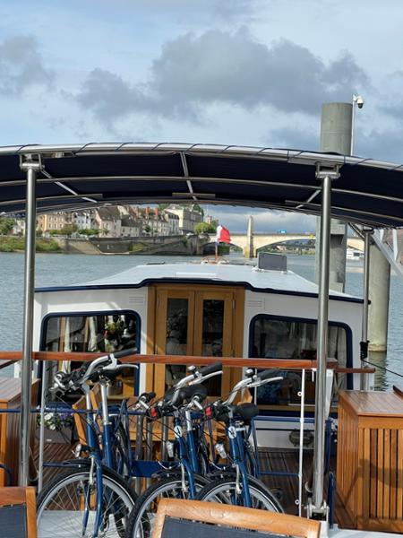 Exploring Burgundy on a hotel barge is great.