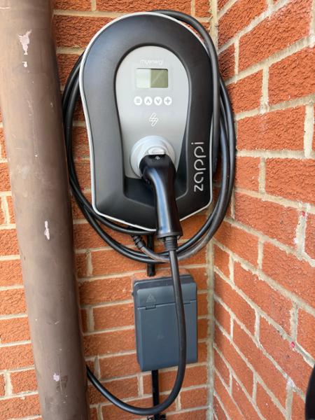 Zappi EV Charger 7kW Tethered Black