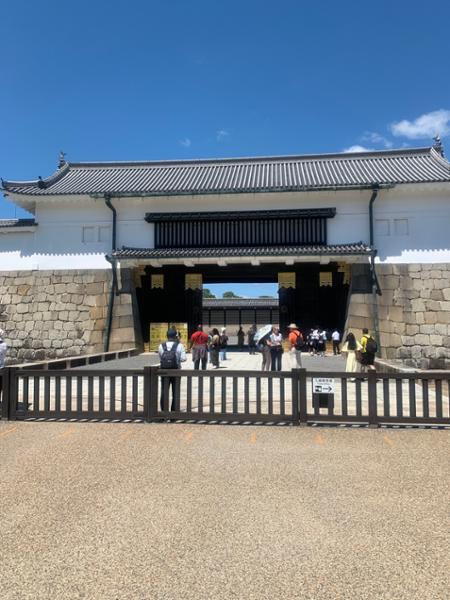10 Day Tokyo to Kyoto w/ Mt. Fuji, Traditional Takayama, Kanazawa incl. Daily Breakfast, Airport Transfers + more.