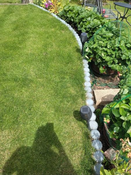 Grey 100mm dia Flat Top Palisade retaining wall