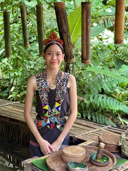 5862-Best of Borneo