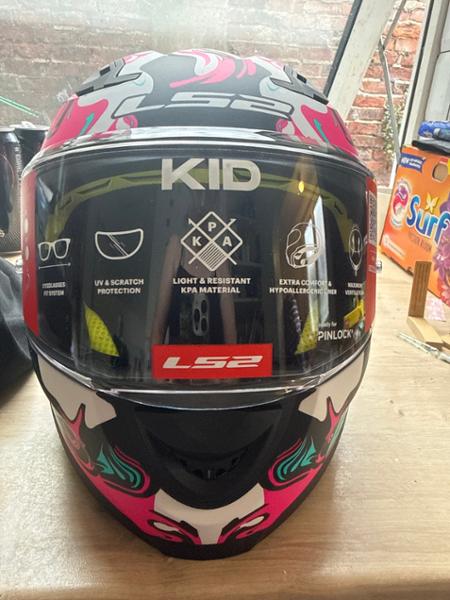 LS2 Helmet and Oxford Women’s Gloves.