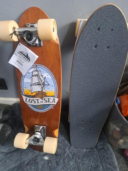 D Street Lost At Sea,discoloured wheels Complete Cruiser - 26.0"