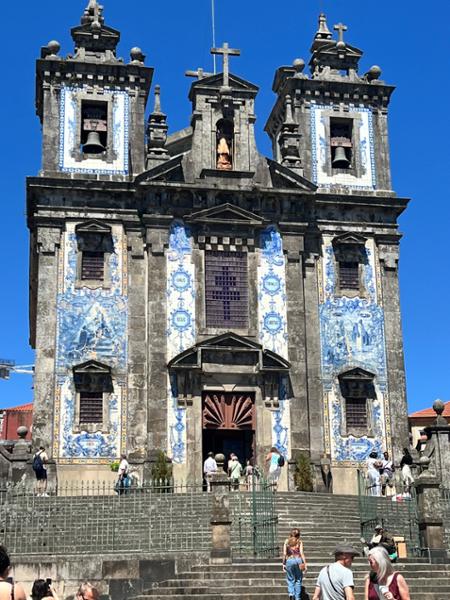11 Day Lisbon, Porto & Douro Valley Cruise incl. Lisbon, Porto, Port Tastings, All-inclusive river cruise + more.
