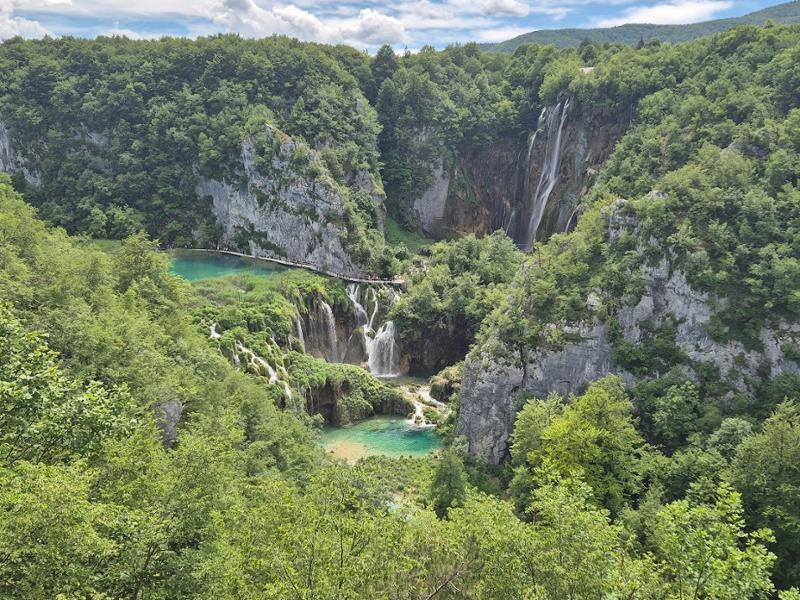 5907-Beauty of the Balkans for 2