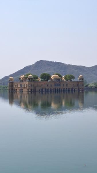 5896-Incredible India for 2