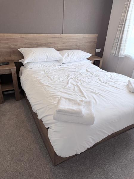 Platinum Lodge (Sleeps 8, 4 Bedroom)
