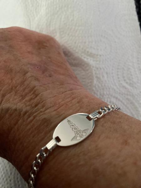 Excellent service, beautiful bracelet. Would definitely buy again