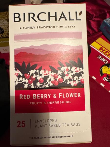 Red Berry & Flower 25 Enveloped Tea Bags