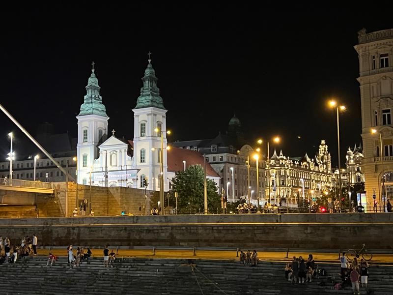 10 Day Vienna & The Beautiful Blue Danube incl. Vienna discovery tour, Budapest, All-inclusive river cruise + more.