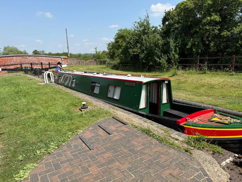 A perfect week on the canal, very relaxing & just what we wanted.