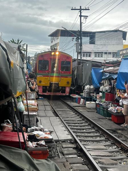 5687-Vietnam, Cambodia & Thailand