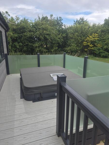 Platinum Caravan (Sleeps 6)