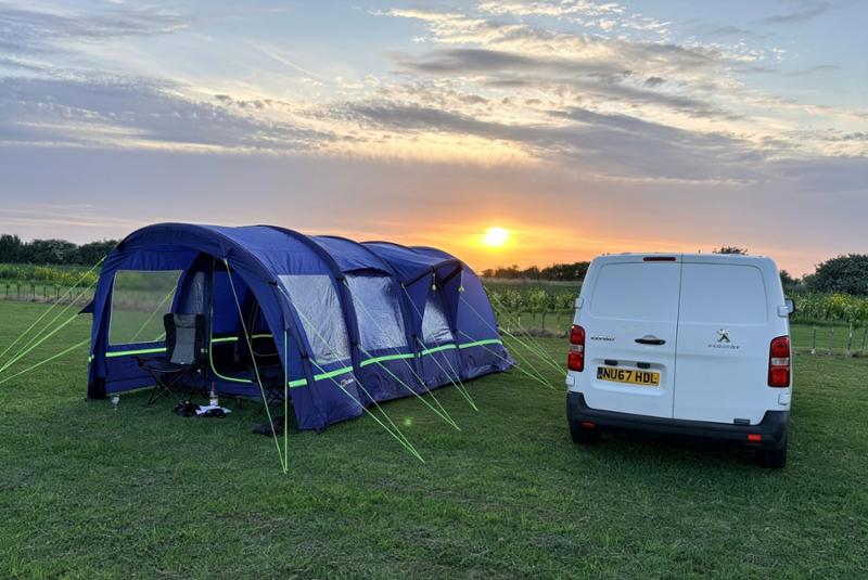 Platinum Caravan (Sleeps 6)