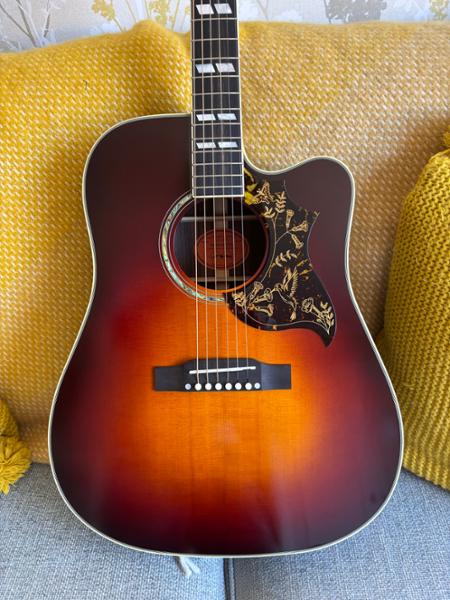 Epiphone Inspired By Gibson Custom 1960 Hummingbird Deluxe EC In Autumn Burst