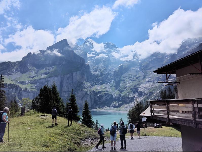 Your holiday: Scenic Swiss Alps - Guided Walking