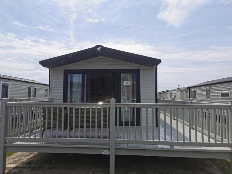 Gold Caravan (Sleeps 6)