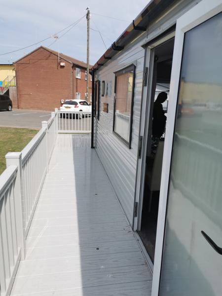 Gold Caravan (Sleeps 6)