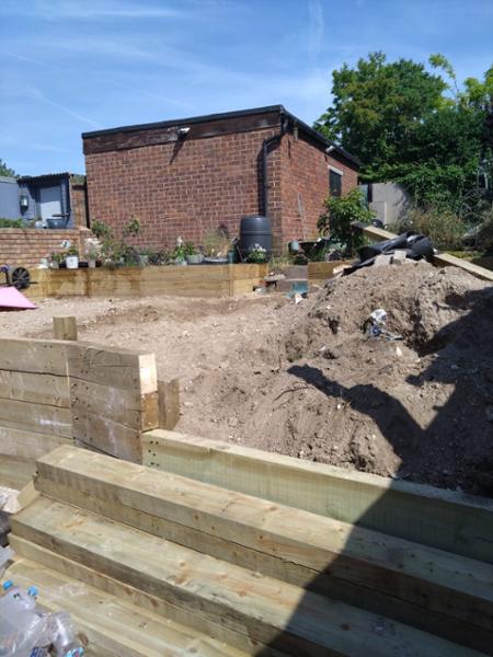 2 x Blended Topsoil £68 per bulk bag - British Standard BS3882:2015 Top Soil suitable for growing vegetables, flower beds and laying Turf or lawn seed