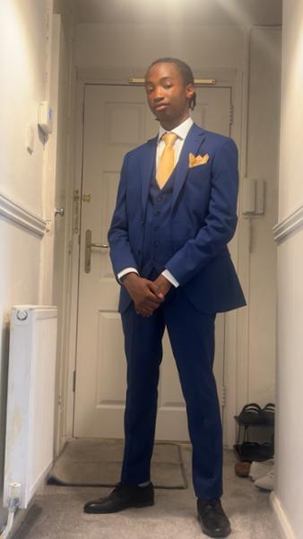 Can my son model for Moss , he looks dapper in your suit👌🏾