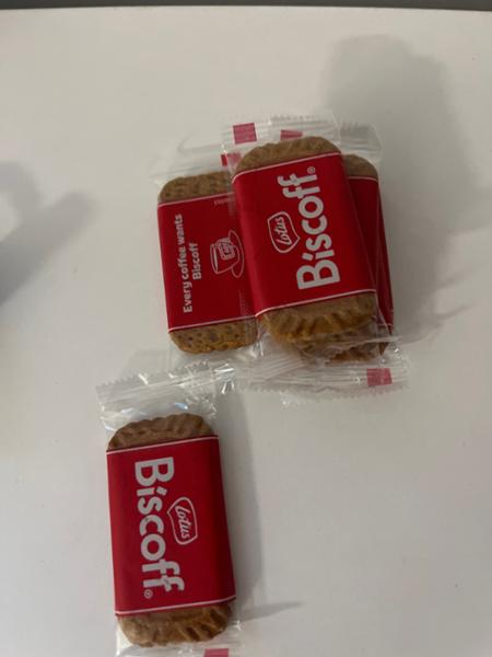 Lotus Biscoff Biscuits, 300 Pack, Belgian Caramelised Speculoos, Vegan-Friendly, 300 Individually Wrapped Biscuits