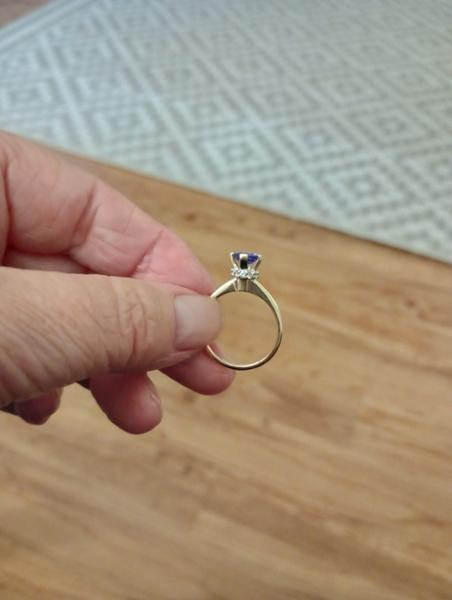 Size N to O AA Tanzanite & White Zircon 9K Gold Ring ATGW 1.06cts