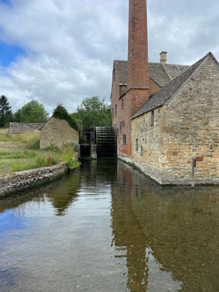 Your holiday: Cotswolds - Guided Walking
